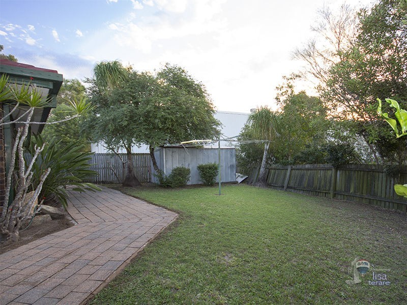 24 Melody Street, Jamboree Heights QLD 4074