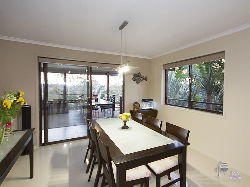 4 Looranah Street, Jindalee QLD 4074