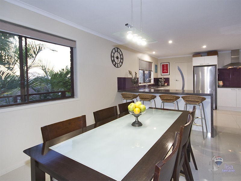 4 Looranah Street, Jindalee QLD 4074