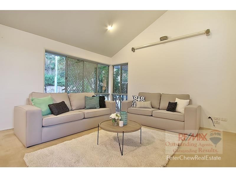 192 Arrabri Avenue, Mount Ommaney QLD 4074