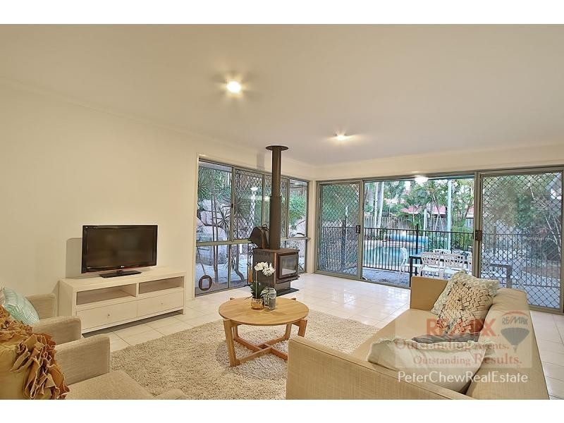 192 Arrabri Avenue, Mount Ommaney QLD 4074