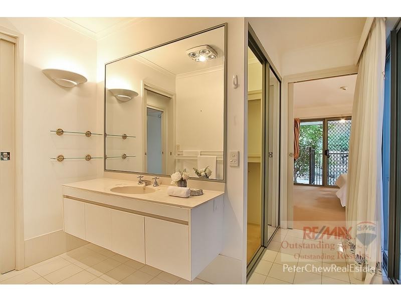 192 Arrabri Avenue, Mount Ommaney QLD 4074