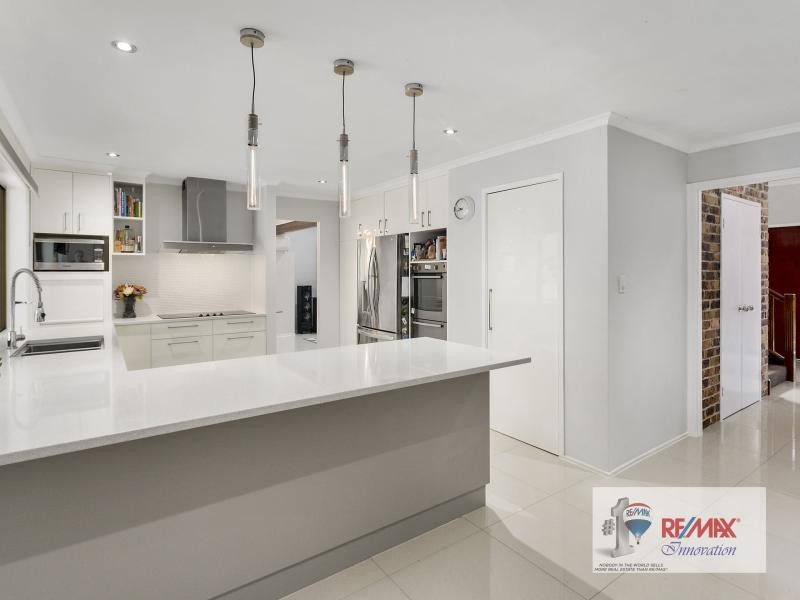 8 Scarba Street, Middle Park QLD 4074