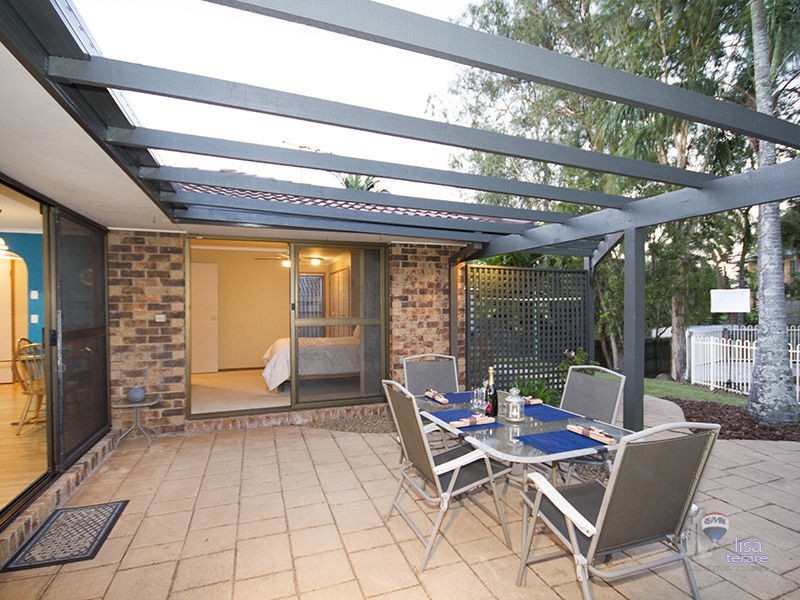 27 Raeside Street, Westlake QLD 4074