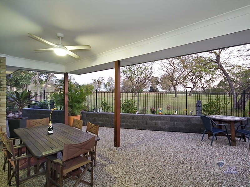 4 Tekapo Street, Westlake QLD 4074