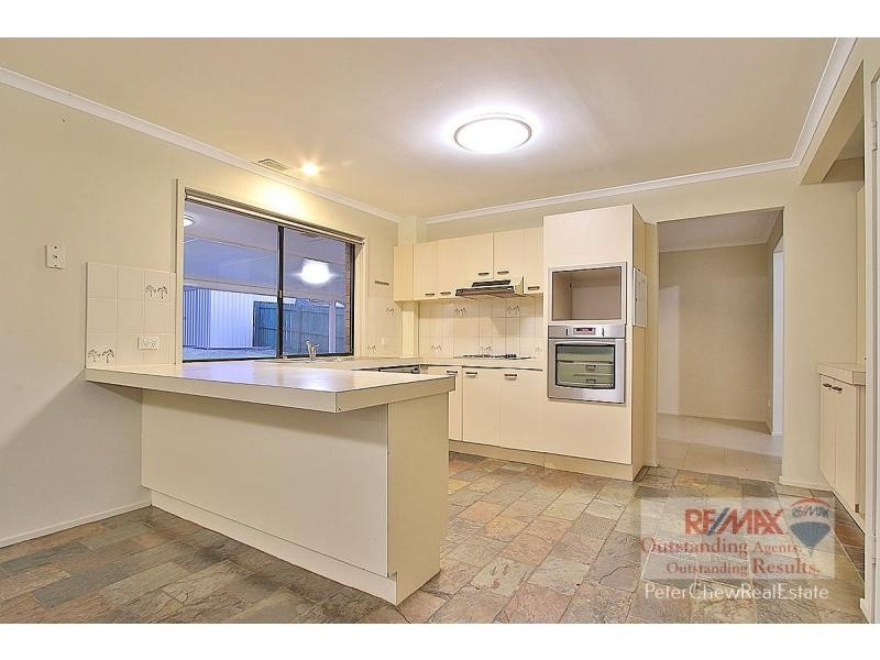 21 Wyambi Place, Middle Park QLD 4074