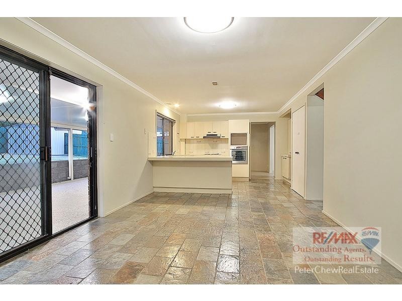 21 Wyambi Place, Middle Park QLD 4074