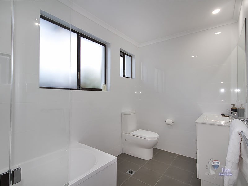 14 Tolaga Street, Westlake QLD 4074