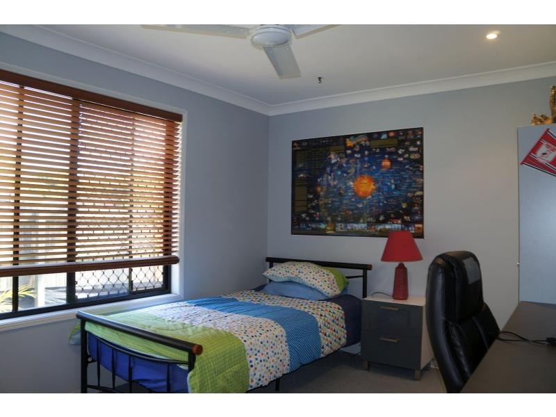 24 Curlew Place, Riverhills QLD 4074