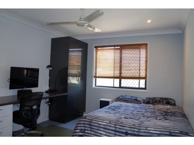 24 Curlew Place, Riverhills QLD 4074