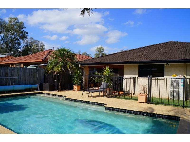 24 Curlew Place, Riverhills QLD 4074