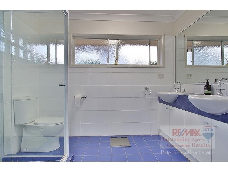 3 MacQuarie Court, Mount Ommaney QLD 4074