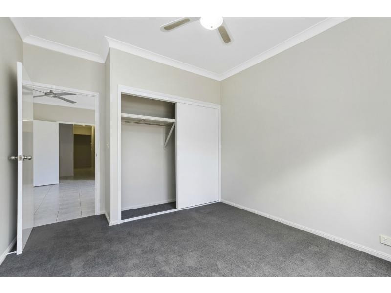 18 Bonney Place, Westlake QLD 4074