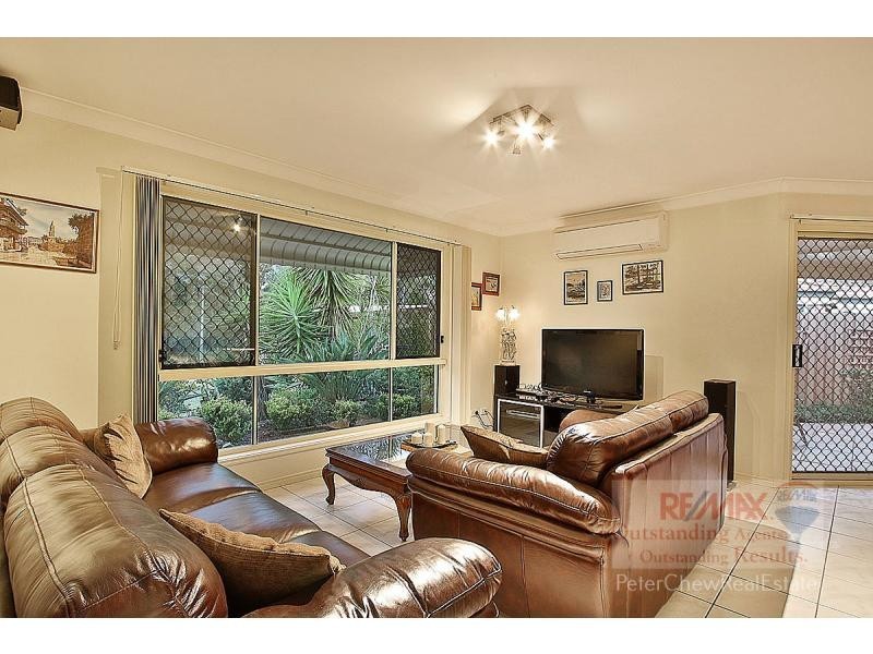 27 Olympic Place, Sinnamon Park QLD 4073