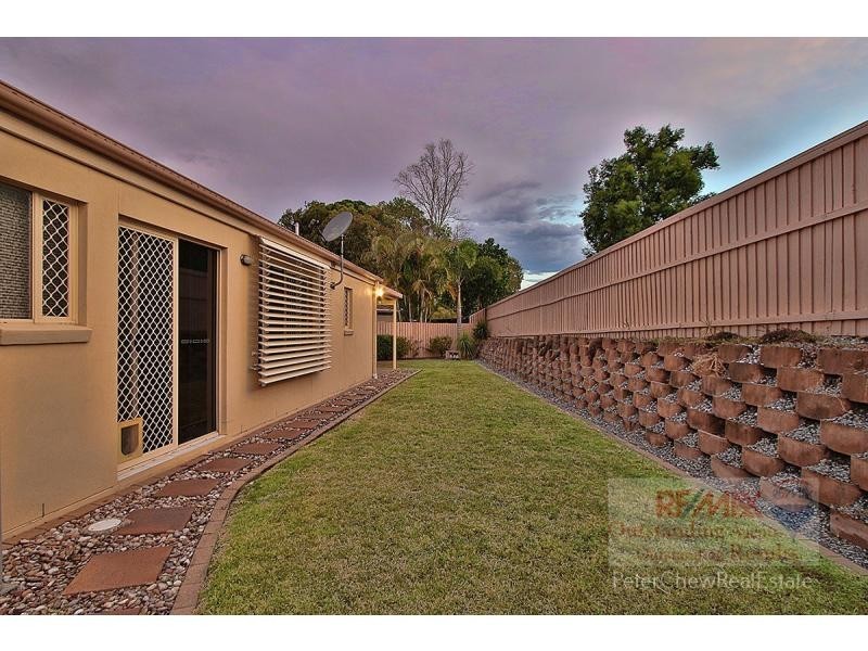 27 Olympic Place, Sinnamon Park QLD 4073