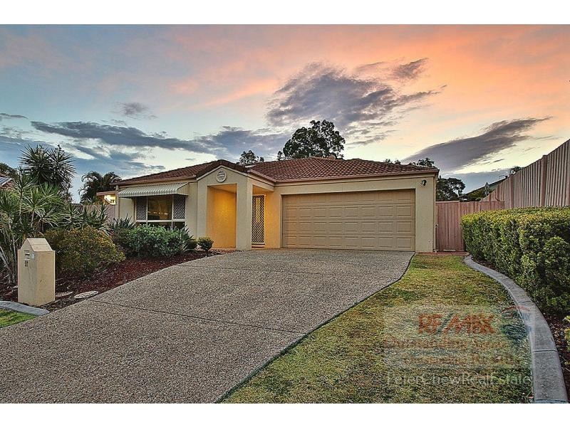 27 Olympic Place, Sinnamon Park QLD 4073