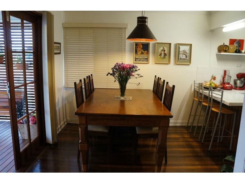 17 Ingham Street, Oxley QLD 4075