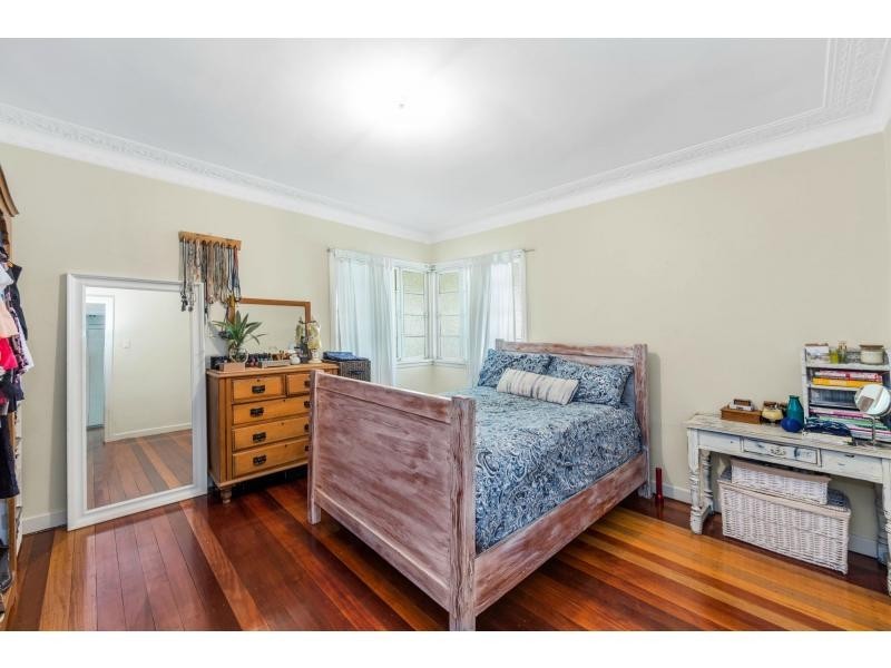 44 Boundary Road, Indooroopilly QLD 4068