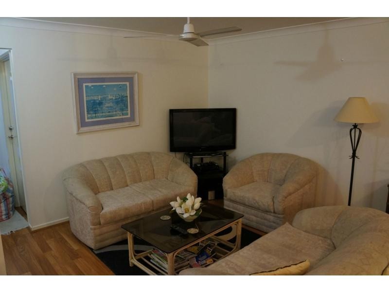 2 Greenview Street, Oxley QLD 4075