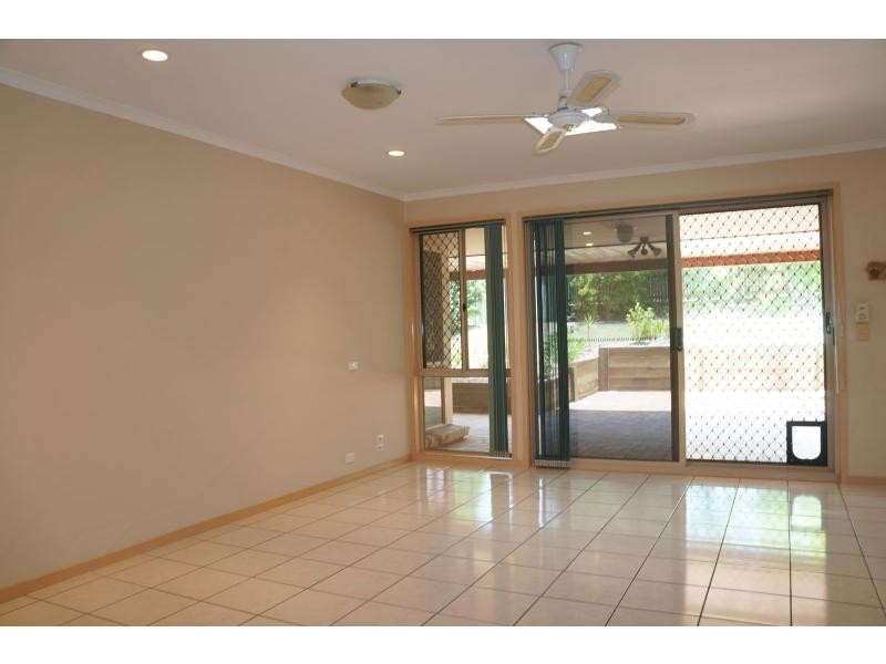 19 McPherson Road, Sinnamon Park QLD 4073