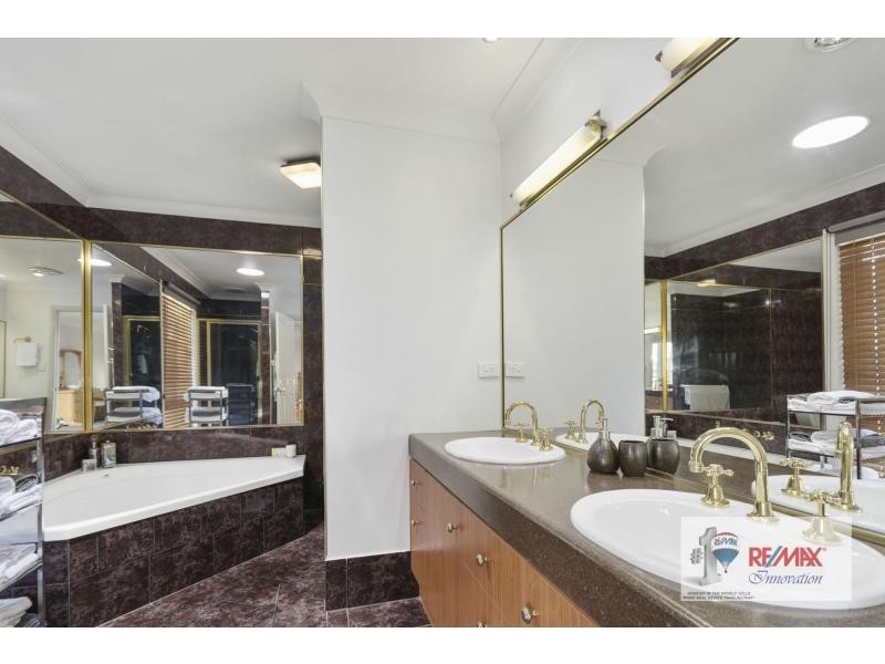 7 Tarrabool Street, Westlake QLD 4074