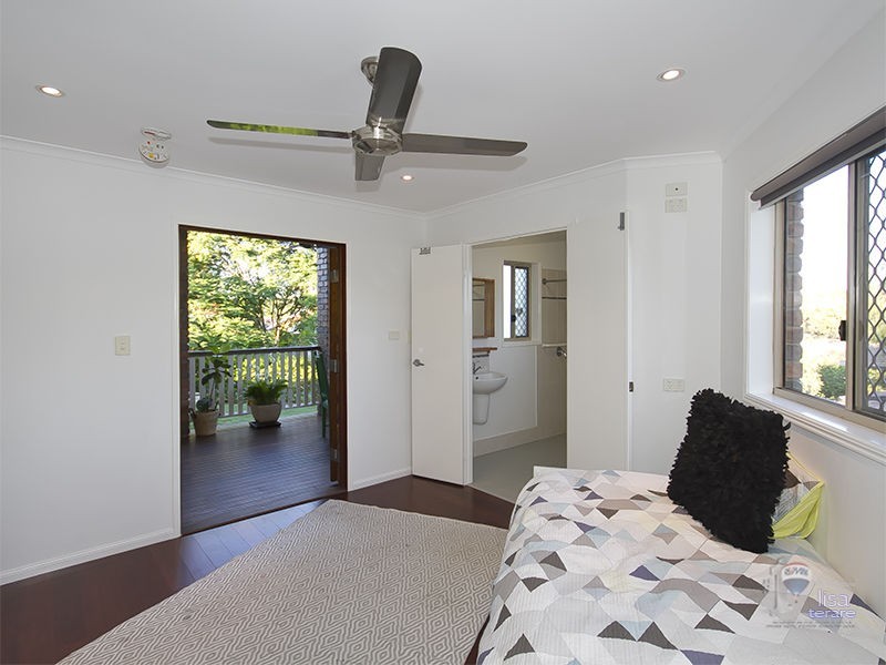4 Wyambi Place, Middle Park QLD 4074