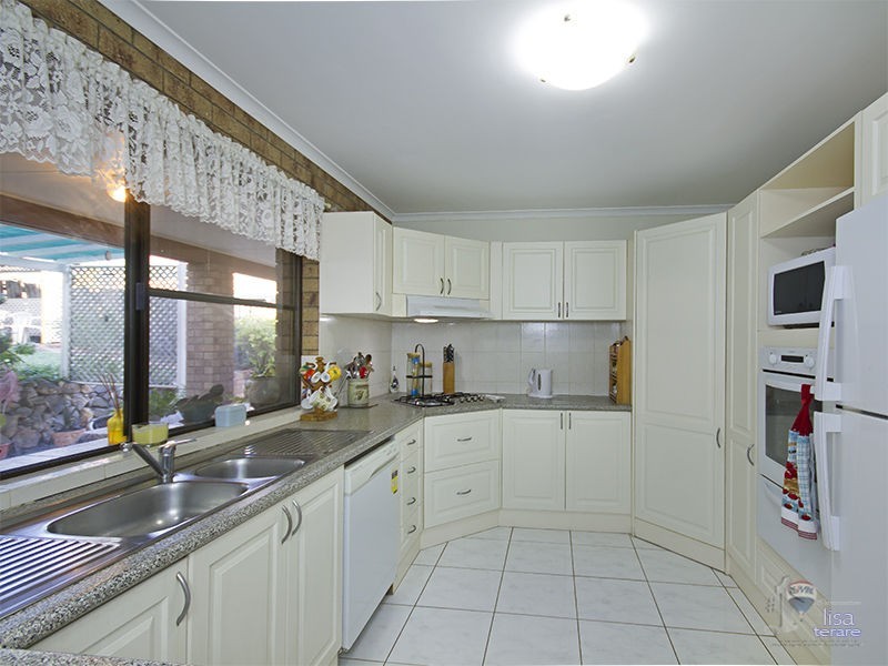 60 Tanglewood Street, Middle Park QLD 4074