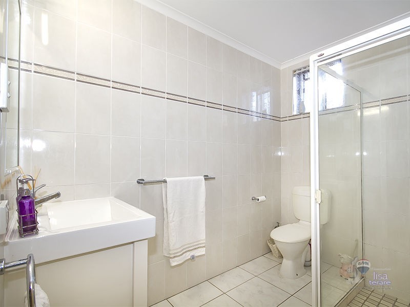 60 Tanglewood Street, Middle Park QLD 4074