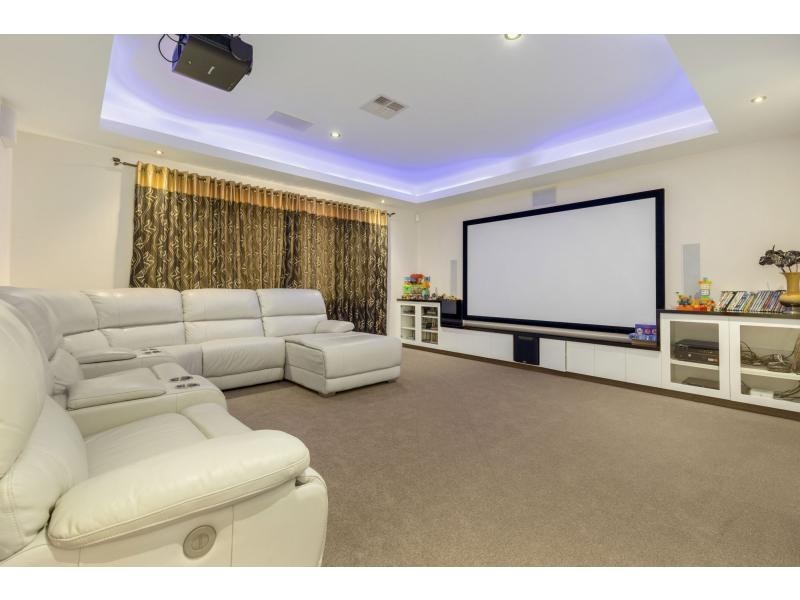 Sinnamon Park QLD 4073
