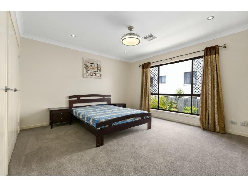 Sinnamon Park QLD 4073