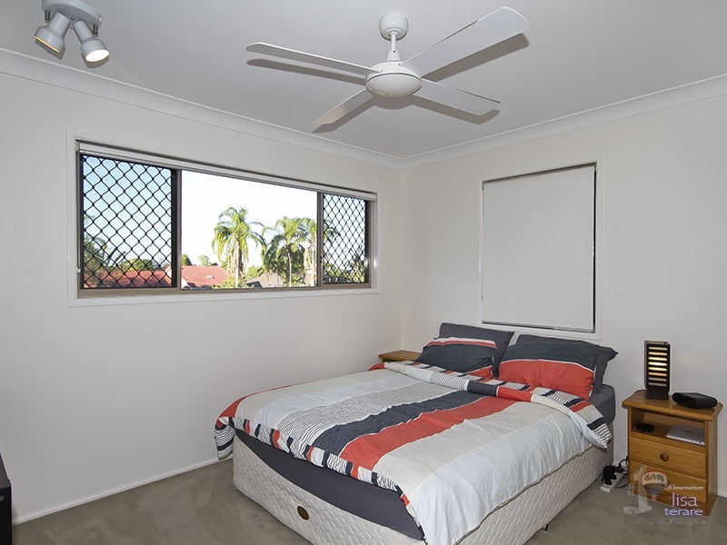 8 Barup Close, Middle Park QLD 4074