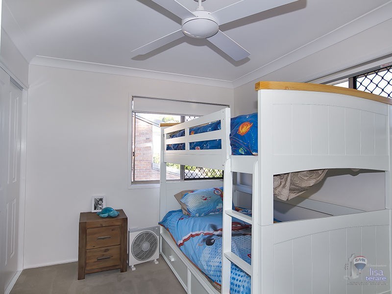 8 Barup Close, Middle Park QLD 4074