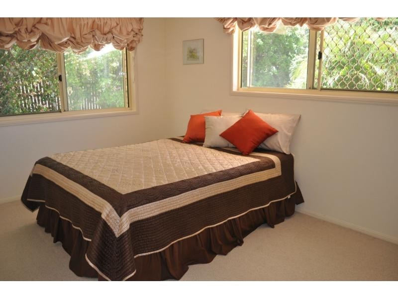 Mount Ommaney QLD 4074