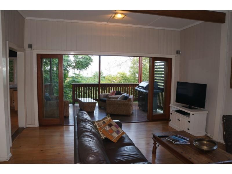 98 Lambert Street, Kangaroo Point QLD 4169