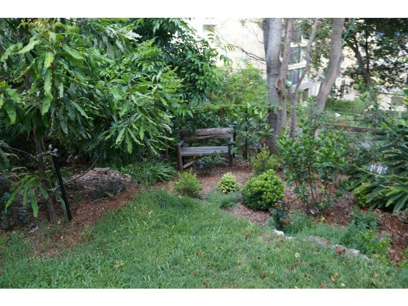 98 Lambert Street, Kangaroo Point QLD 4169