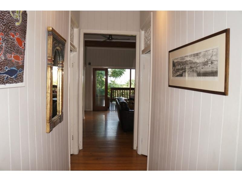 98 Lambert Street, Kangaroo Point QLD 4169