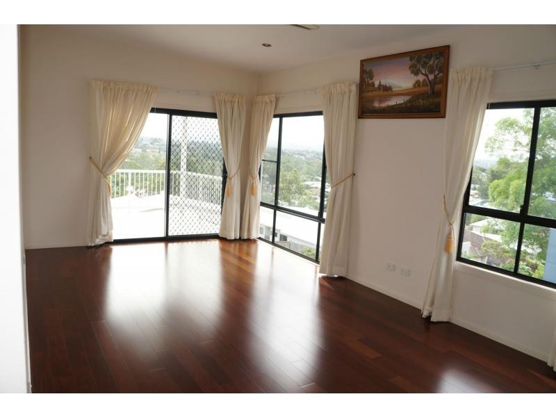 20 Casuarina Street, Seventeen Mile Rocks QLD 4073