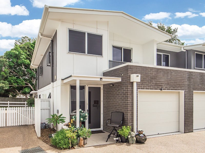Unit 2/693 Seventeen Mile Rocks Road, Sinnamon Park QLD 4073