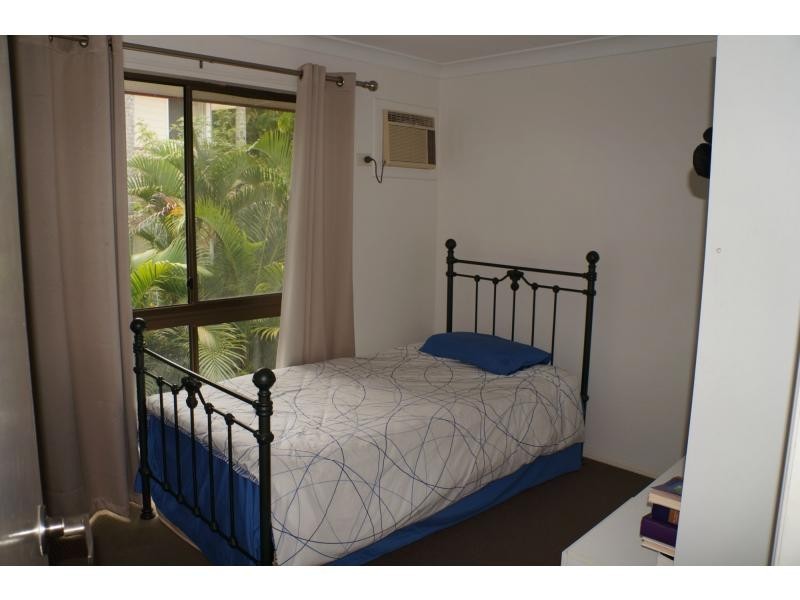 11 Bondel Street, Mount Ommaney QLD 4074