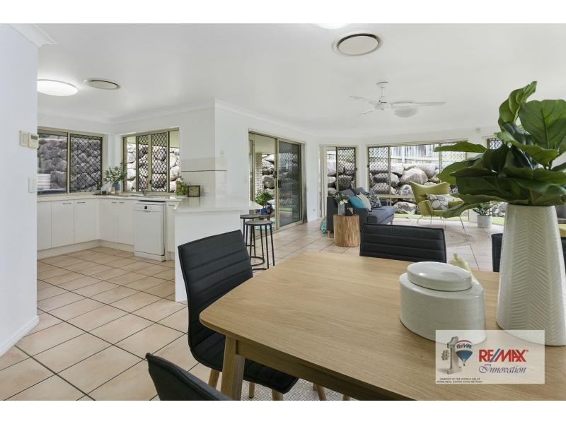 25 Burnside Crescent, Westlake QLD 4074