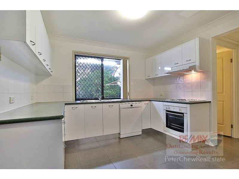 3 50 Endeavour Street, Mount Ommaney QLD 4074