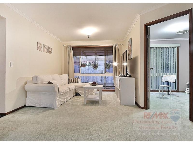 Mount Ommaney QLD 4074