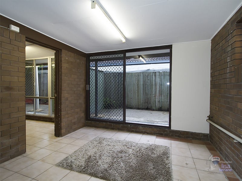 27 Tolaga Street, Westlake QLD 4074