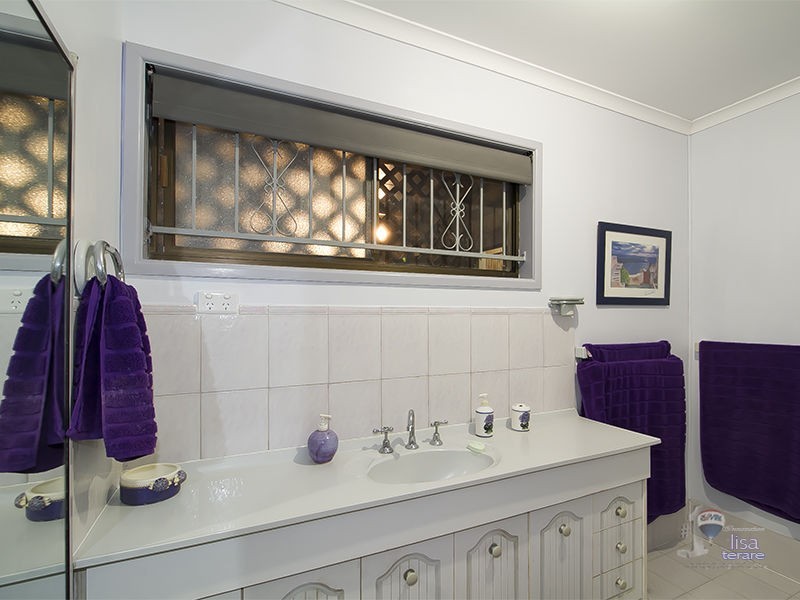 32 Rinora Street, Corinda QLD 4075