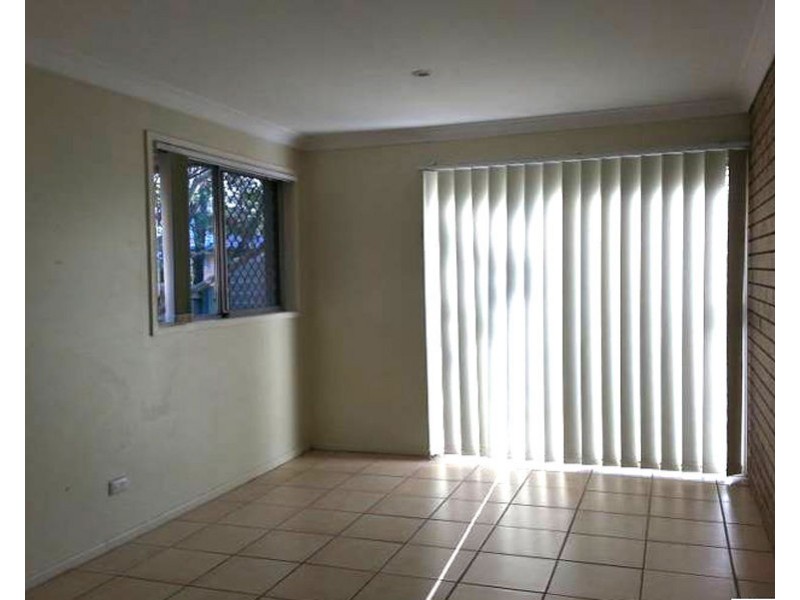 10 MacFarlane Street, Riverhills QLD 4074