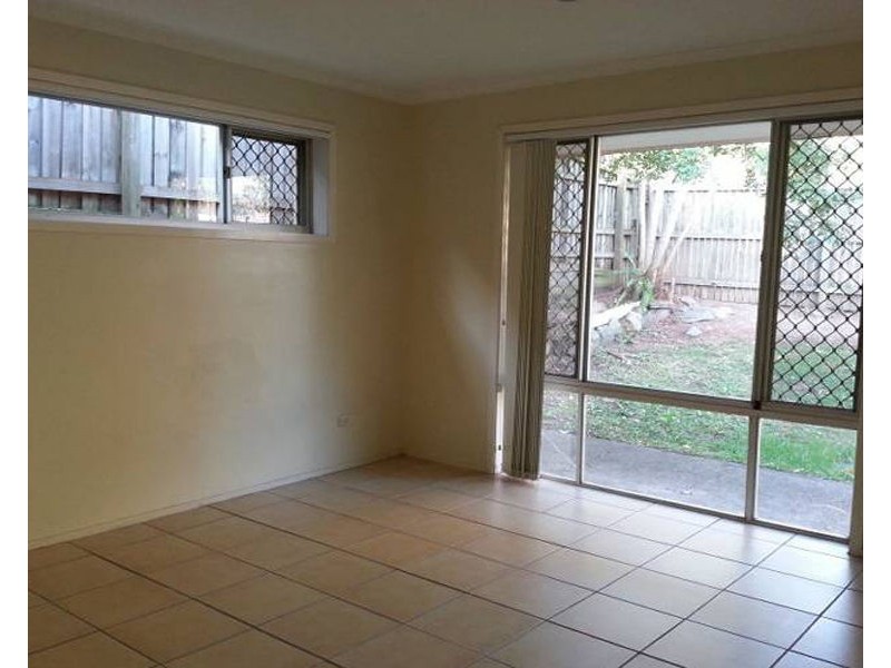 10 MacFarlane Street, Riverhills QLD 4074