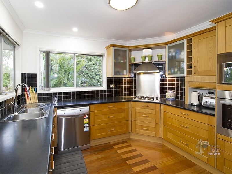 26 Sabot Street, Jamboree Heights QLD 4074