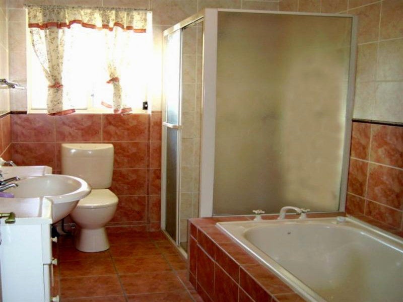 40 Robertson Street, Fig Tree Pocket QLD 4069
