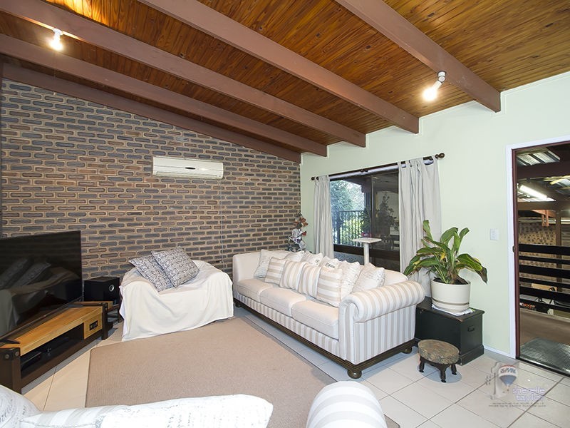 25 Meier Road, Camira QLD 4300