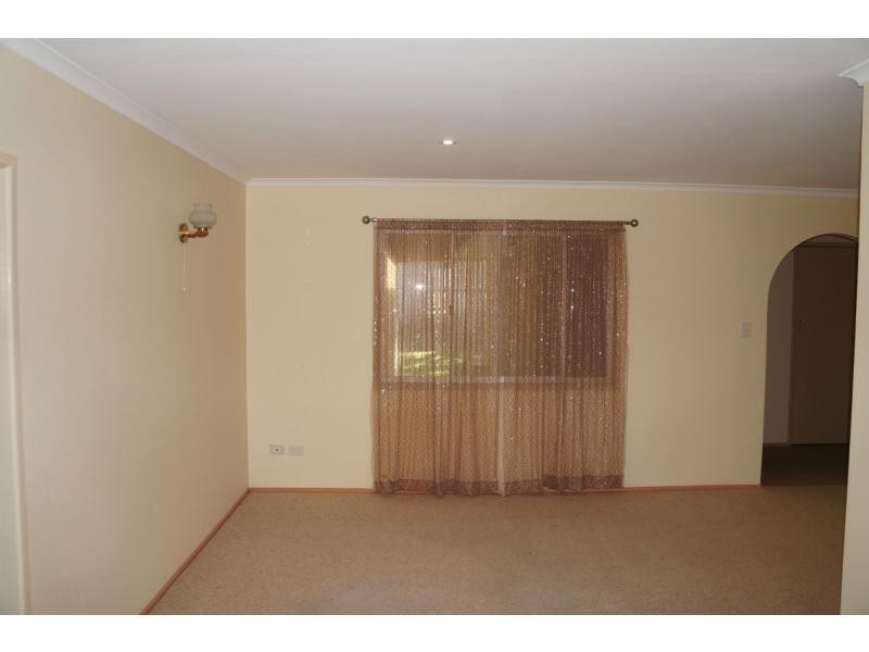 19 Ebrill Street, Jamboree Heights QLD 4074